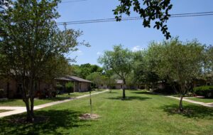 Brooks Manor Courtyard ()