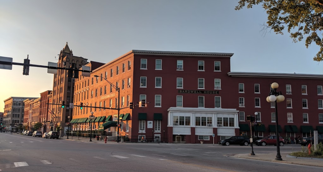 Bardwell House Apartments